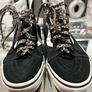 Vans Girls' Sk8-Hi Zip Leopard Fur Sneakers